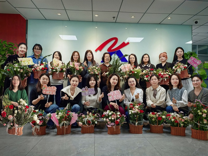 感受“她”的力量